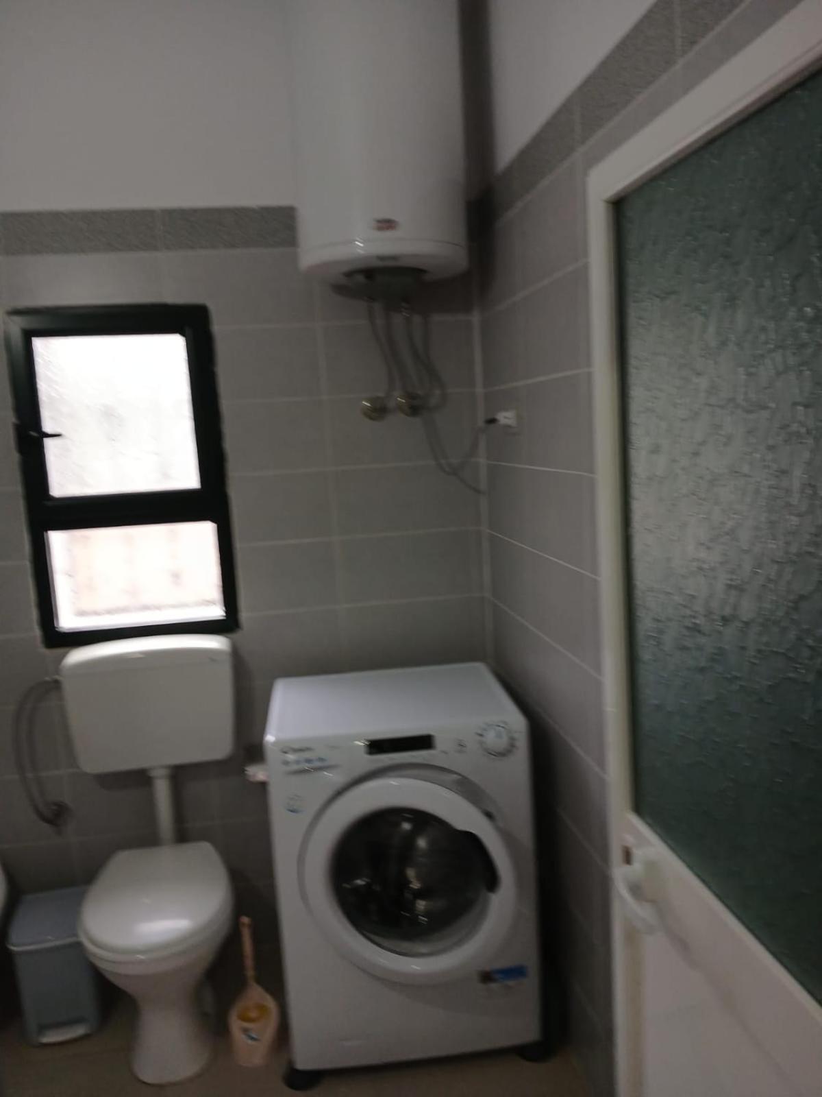 Rental Houses Dukaj Vlorë Esterno foto