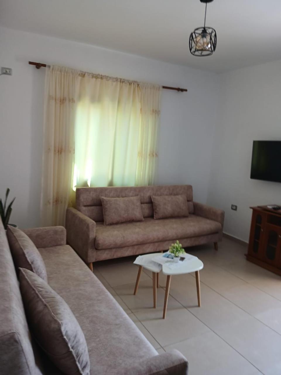 Rental Houses Dukaj Vlorë Esterno foto